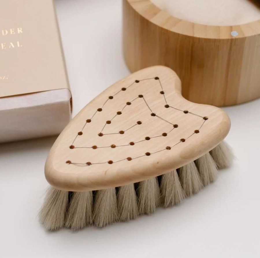 Bath & Body Iris Hantverk Brushes & Accessories | Heart Shaped Baby Brush