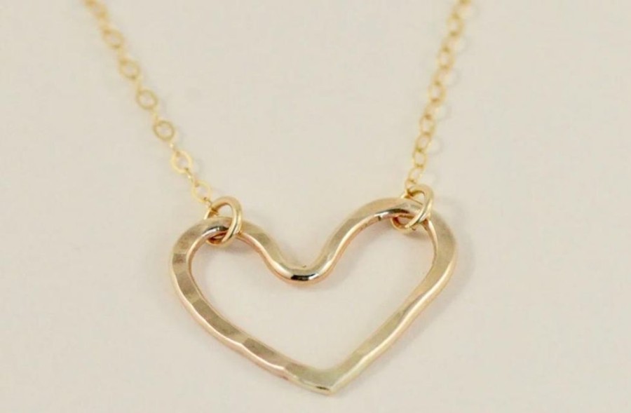 Jewelry devi arts | Gold Heart Small Necklace