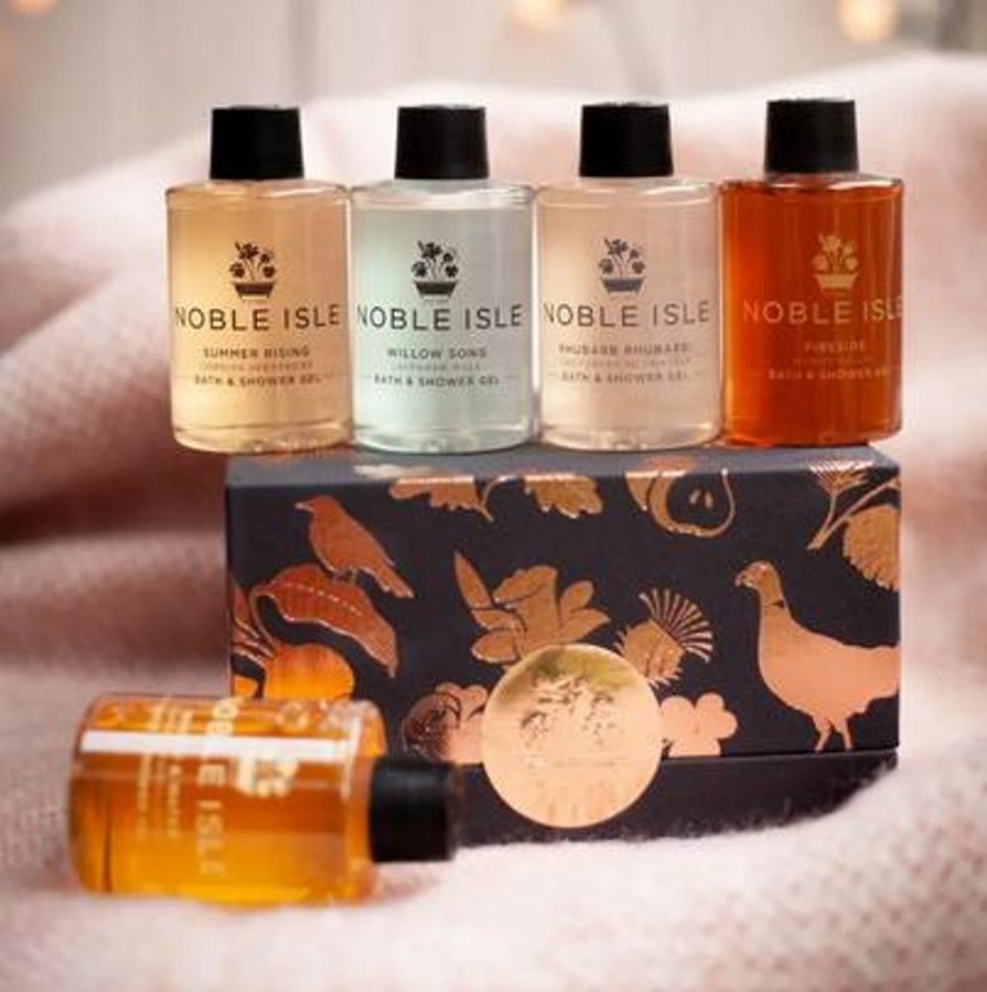 Bath & Body Nobel Isle Luxury Bath & Body | Great British Wanderer-Luxury Gift Set